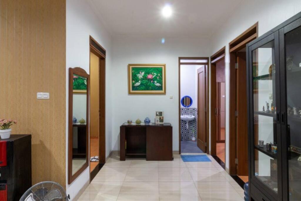 Spacious, White-Villa Belgareti @Kiara Condong Bandung Dış mekan fotoğraf